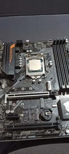 Processador i5 9400f + Placa mãe B360m Aorus Gaming