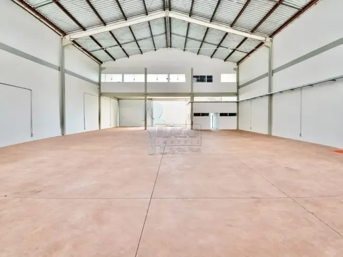 Galpão de 750m² com mezanino para locação - Jardim Santana