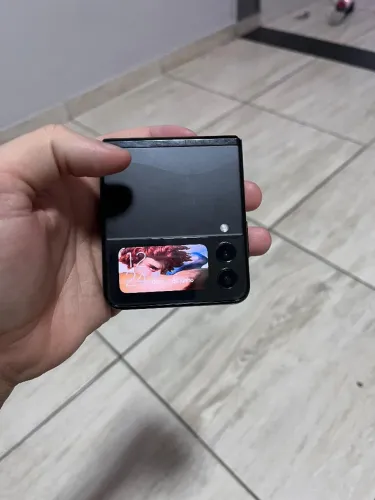 Galaxy Z Flip 3