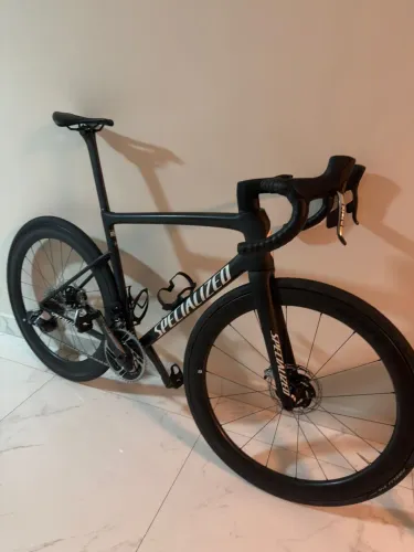 Bicicleta Specialized Tarmac SL8 Pro - Tamanho 56 | Equipada com SRAM Red - Performance 