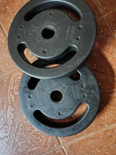 Anilhas ferro injetada 10kg. Academia treino em casa. 