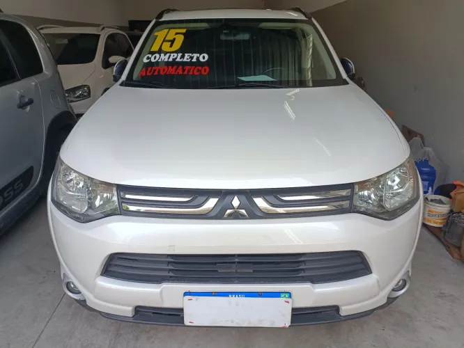 Mitsubishi Outlander 2.0 16V 160cv Aut. 2015