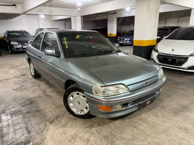 Ford Escort XR3 2.0i 1993
