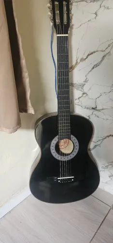 Violão Preto