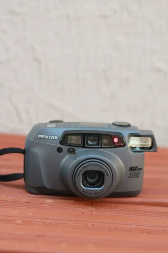 Pentax iqzoom 160