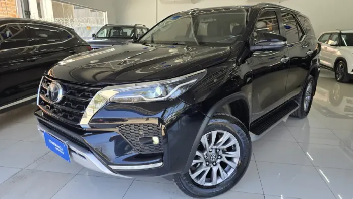 Toyota Hilux SW4 SRX 4X4 2.8 TDI 16V Dies. Aut. 2021