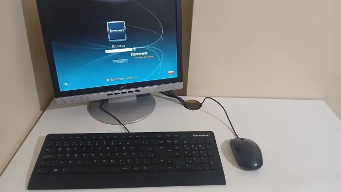 Computador completo 300 reais