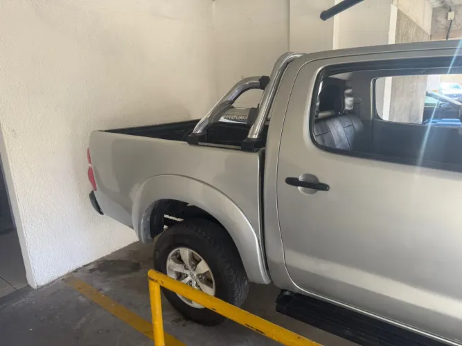Toyota Hilux CD SR 4X2 2.7 16v/2.7 Flex Mec. 2009