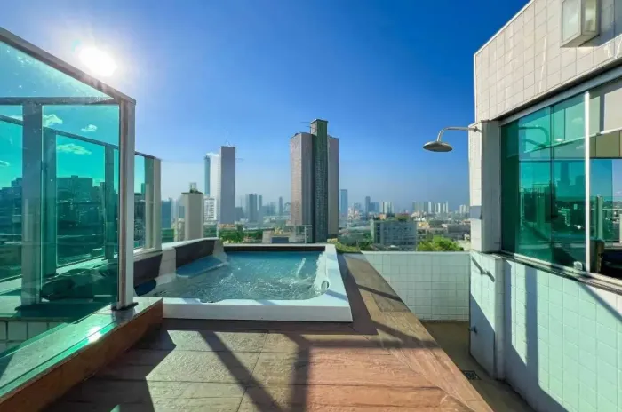 Cobertura à Venda no Cidade Nova | 5 Quartos, 2 Suítes, Espaço Gourmet.