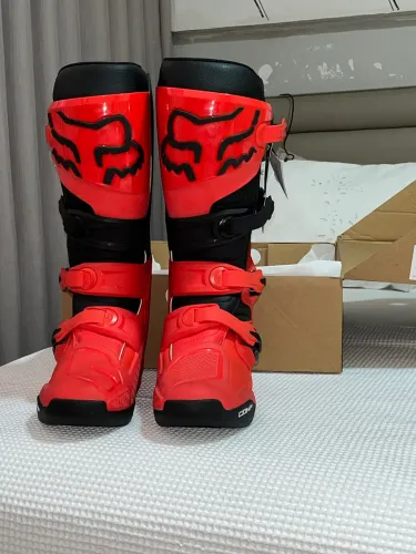 Bota de trilha fox 