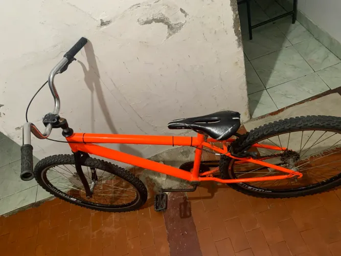 Bike aro 26 - pra vender logo