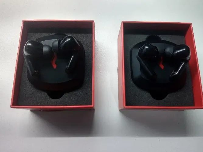 Fone De Ouvido In-ear Bluetooth Sem Fio 300mah Basspods Jr8