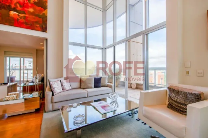 Apartamento Mobiliado | Pé-Direito Duplo | 2 Suítes | 3 Vagas | Vila Nova Conceição