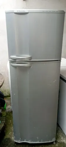 Geladeira Eletrolux gelo seco