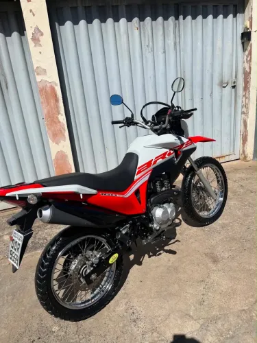 Bros 160 baixa quilometragem