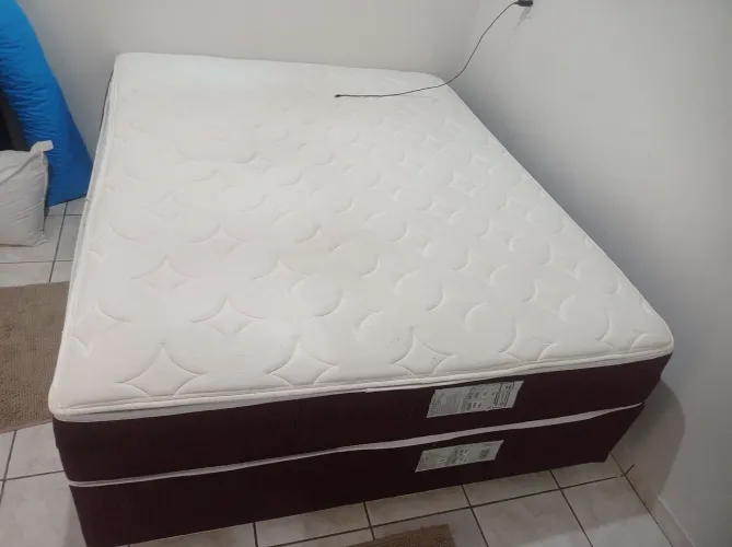 Cama box queem