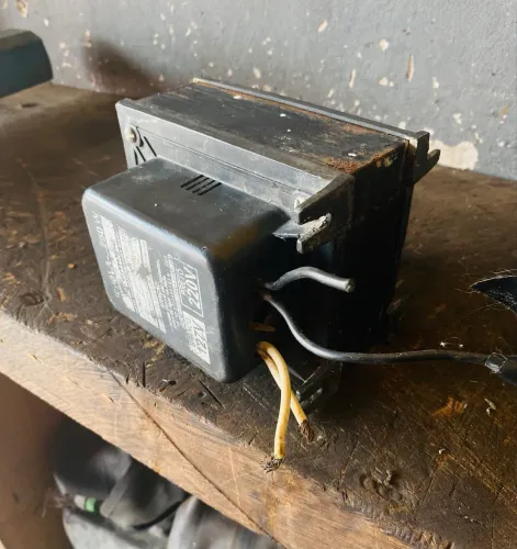 Vende-se este transformador 