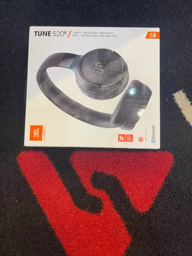 Original fone JBL tune 520bt preto