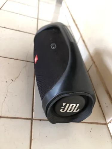 JBL bombox 2