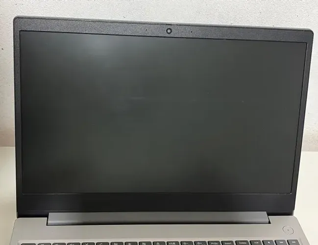 Notebook LENOVO Ideapad 3i com processador Intel Core i5 , 8GB de RAM e 1TB SSD Win 11