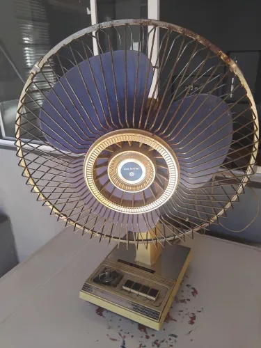 Ventilador antigo japonês 