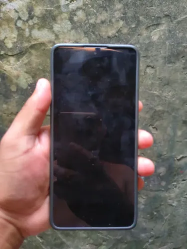 Poco X7 Pro Semi novo com Root ativado 