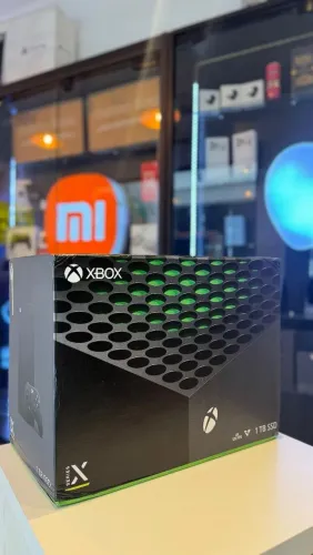 Xbox séries x ( lacrado)