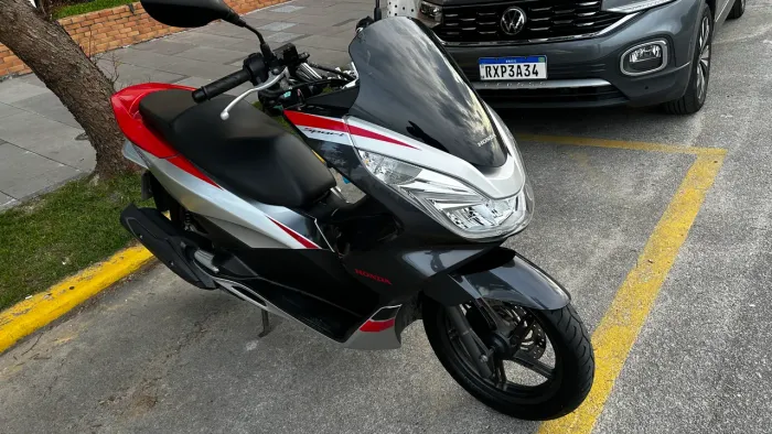 Pcx Sport 2018 a mais nova de Santa Catarina! Toda original, final da placa 2 