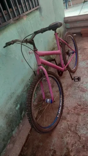 Uma bicicleta