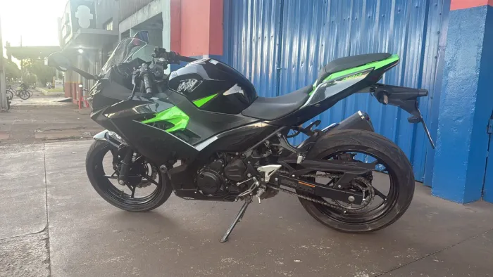 Kawasaki ninja 400