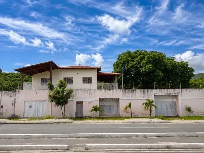 Imóvel para aluguel possui 10 metros quadrados com 4 quartos em Nova Aldeota - Itapipoca -