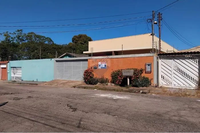 Residência Sustentável com 4 Suítes e Sistema de Captação de Água da Chuva