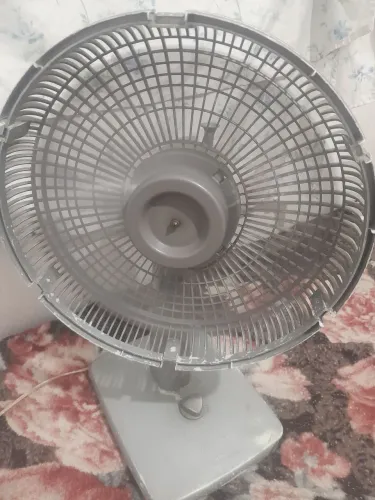 Ventilador Arno do pequeno preço negociável pra vender ligeiro pegando todo perfeitamente 