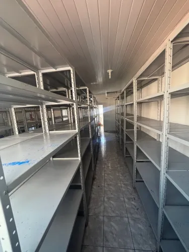 Estante de aço usadas