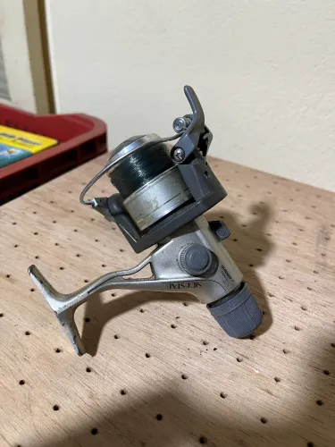 Molinete Shimano Sidestab 1000