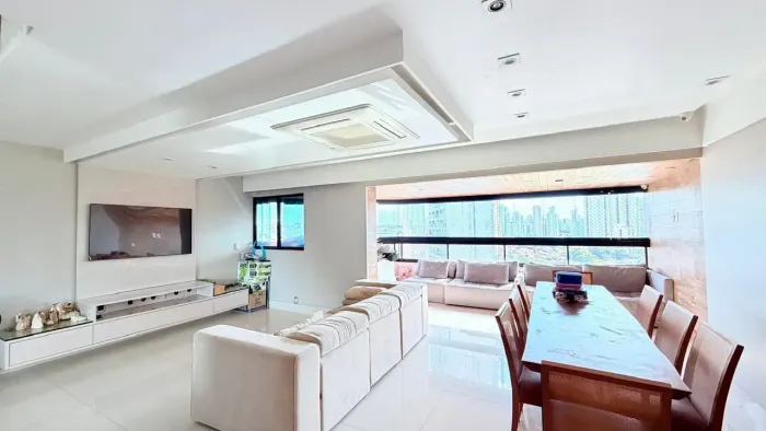 4 QUARTOS 3 SUITES CASA FORTE 198M2 REFORMADO LAZER COMPLETO