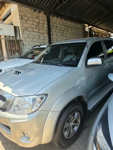 Toyota Hilux CD SRV D4-d 4X4 3.0 TDI Diesel AUT 2008