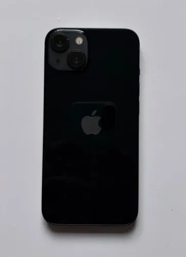 iPhone 13 128GB Preto (Meia-noite)