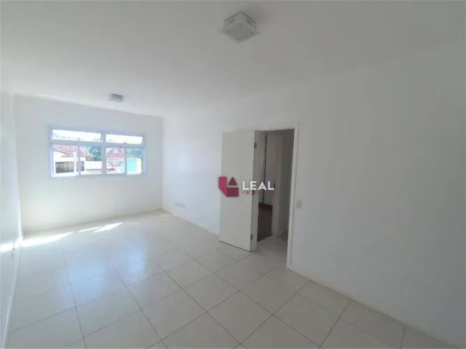 Apartamento com 2 dormitórios para alugar, 72 m² por R$ 2.550,00/mês - João Paulo II - Pou