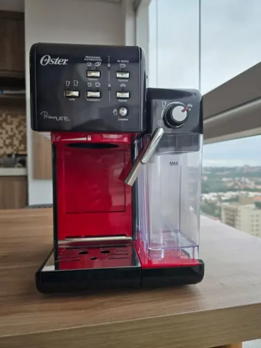 Cafeteira Oster Prima Latte