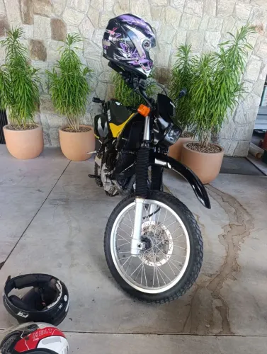 Suzuki DR 650 SE