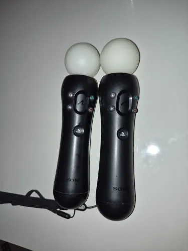 Par de Controles PS Move PS4 / PS VR (Modelo V2 ZCM2E)