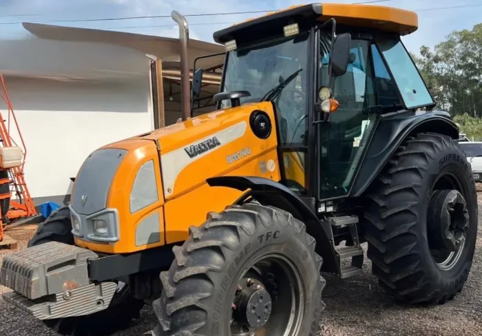 Trator Valtra BM100 - Faz Prazo!