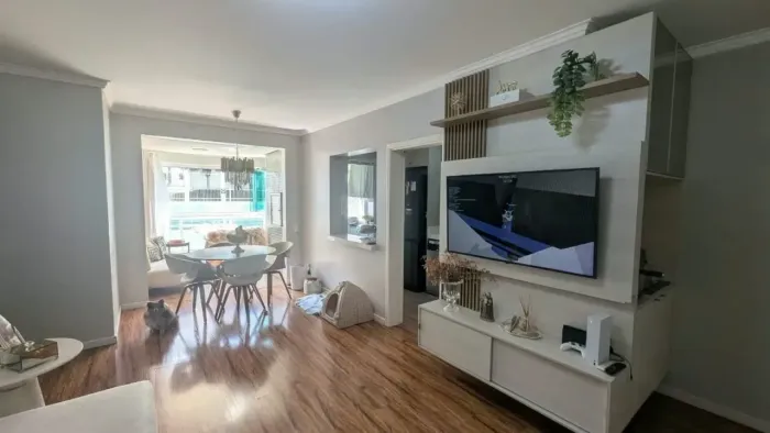 Ótimo apartamento em Coqueiros!