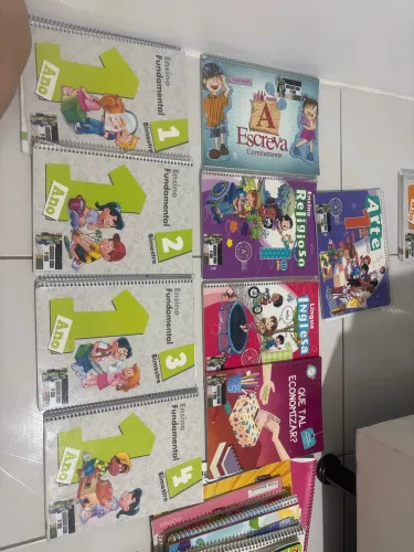 Livros escolares colégio adventista