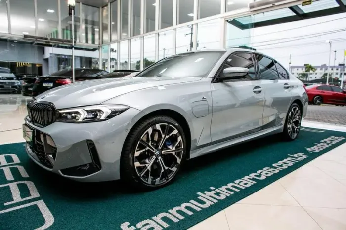 BMW 330E M Sport 2.0 Turbo Híbrido AU 2026