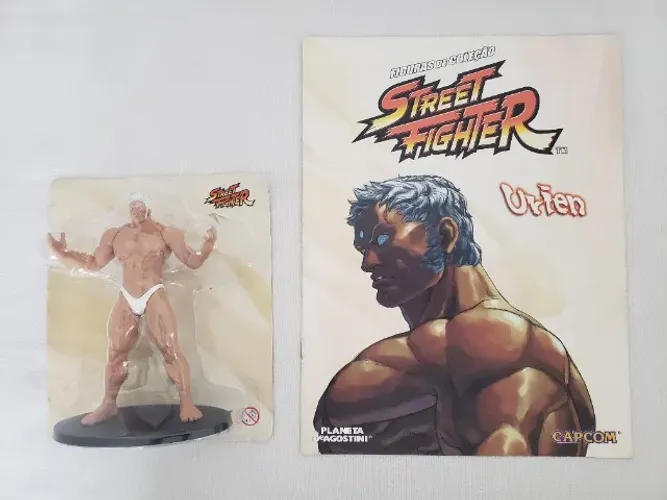 URIEN coleção Street Fighter Deagostini - Lacrado + Fascículo