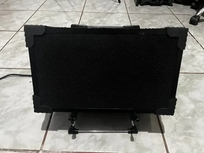 Amplificador/Cubo FRFR - Mini Max 15W