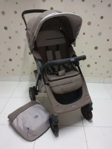 Carrinho de Bebê + Capa de Frio | Chicco Kwik One