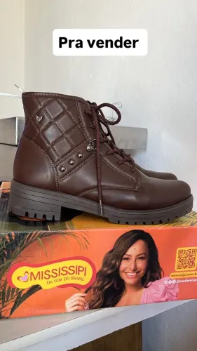 Bota feminina 